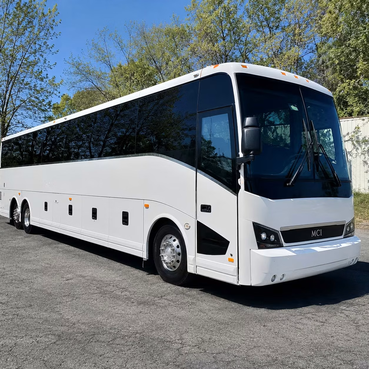 bus rentals for tulare concerts music festival