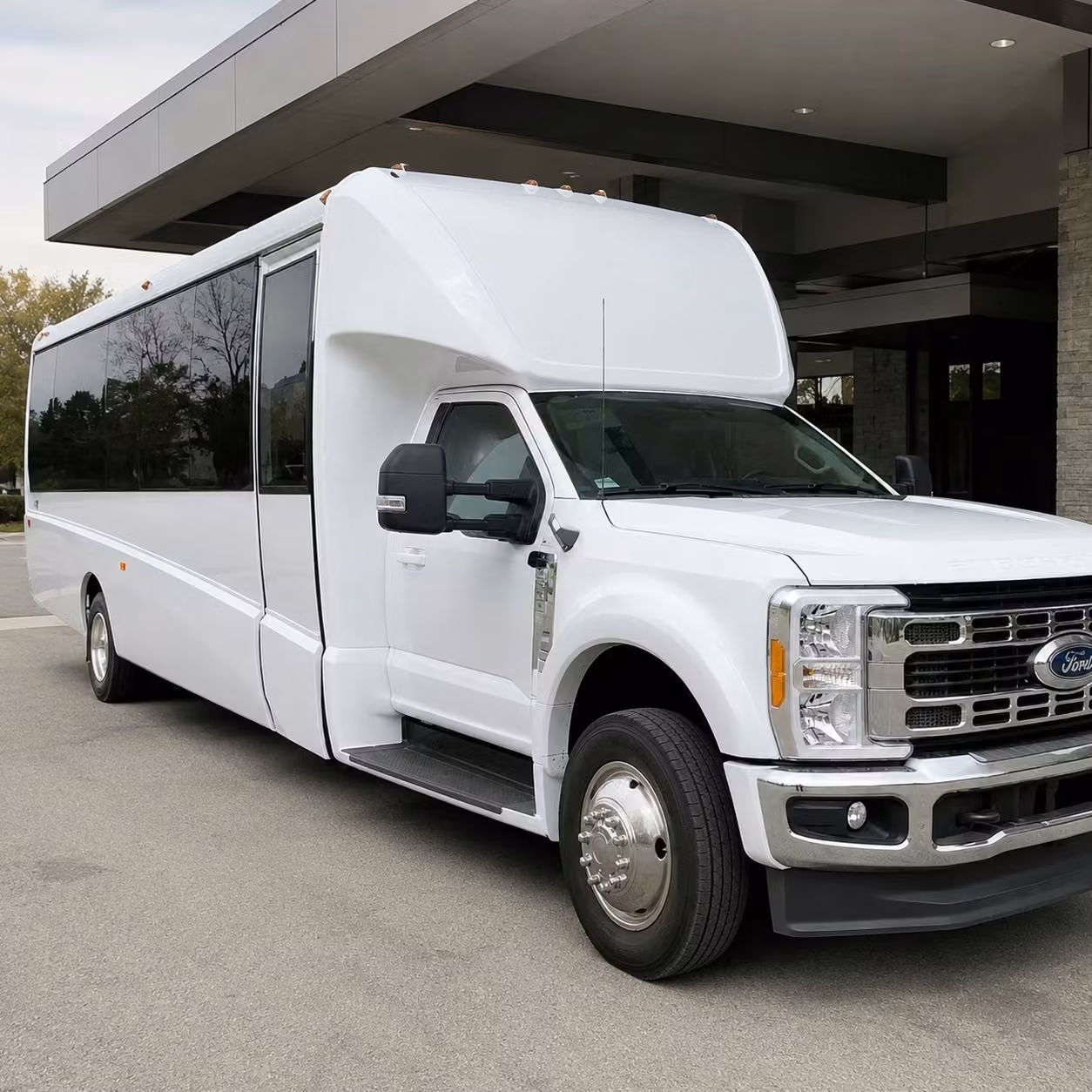tulare 18 passenger minibus rental