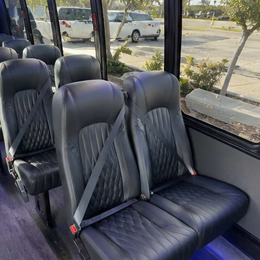 tulare 28 passenger minibus rental
